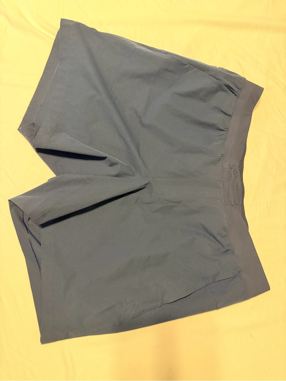 lululemon athletica Men's Gray Athletic Shorts
